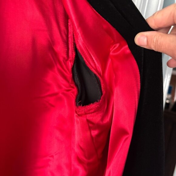 Equestrian Designs Black Velvet Overcoat Size Large - Picture 12 of 15